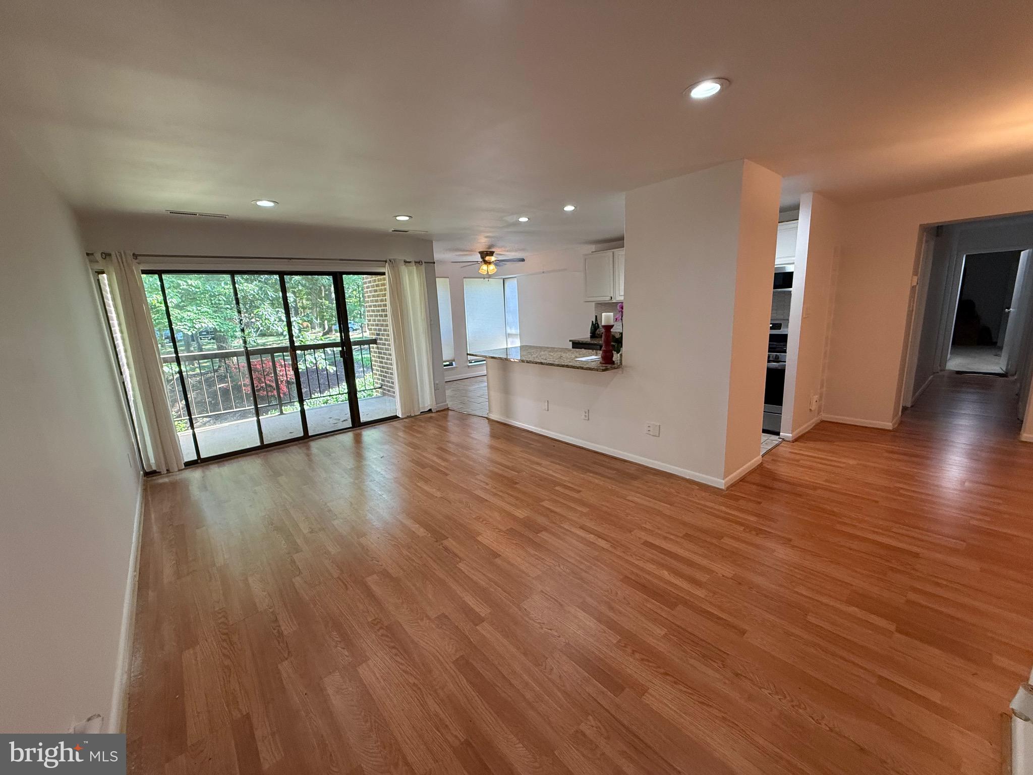 11212 CHESTNUT GROVE SQUARE 115