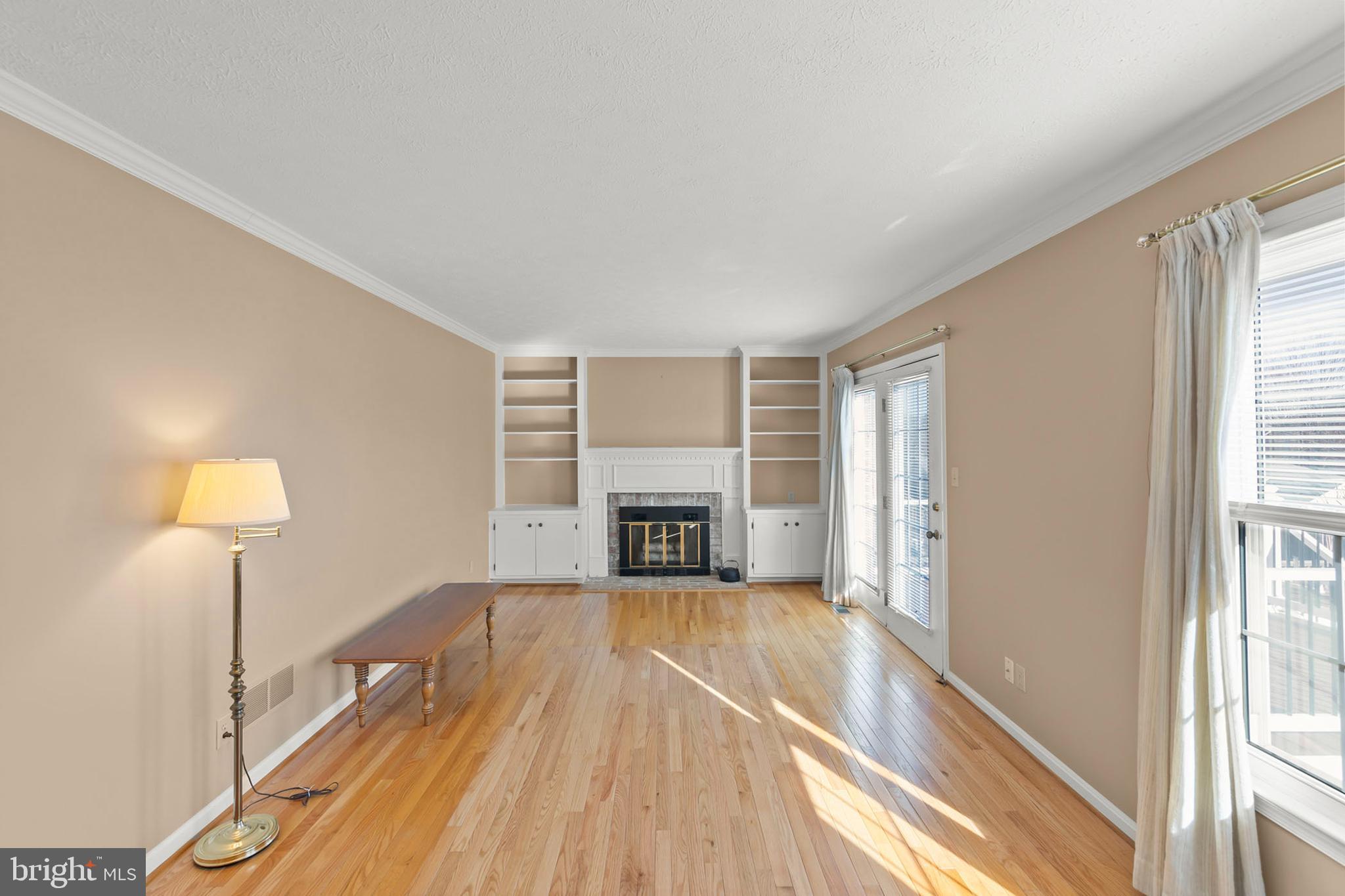 2116 STONELEIGH DRIVE