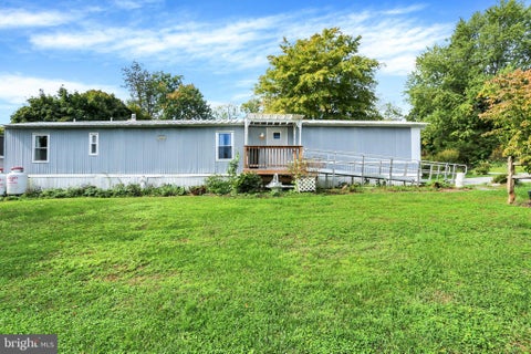 Mobile Home For Sale - 405 Meadow Lane<br/> SHERMANS DALE, PA 17090
