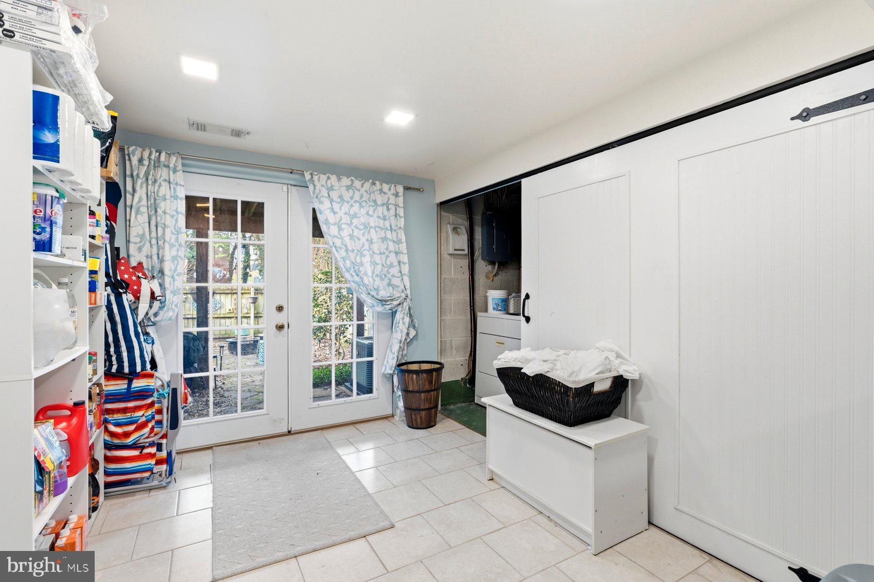 BELMONT - Residential