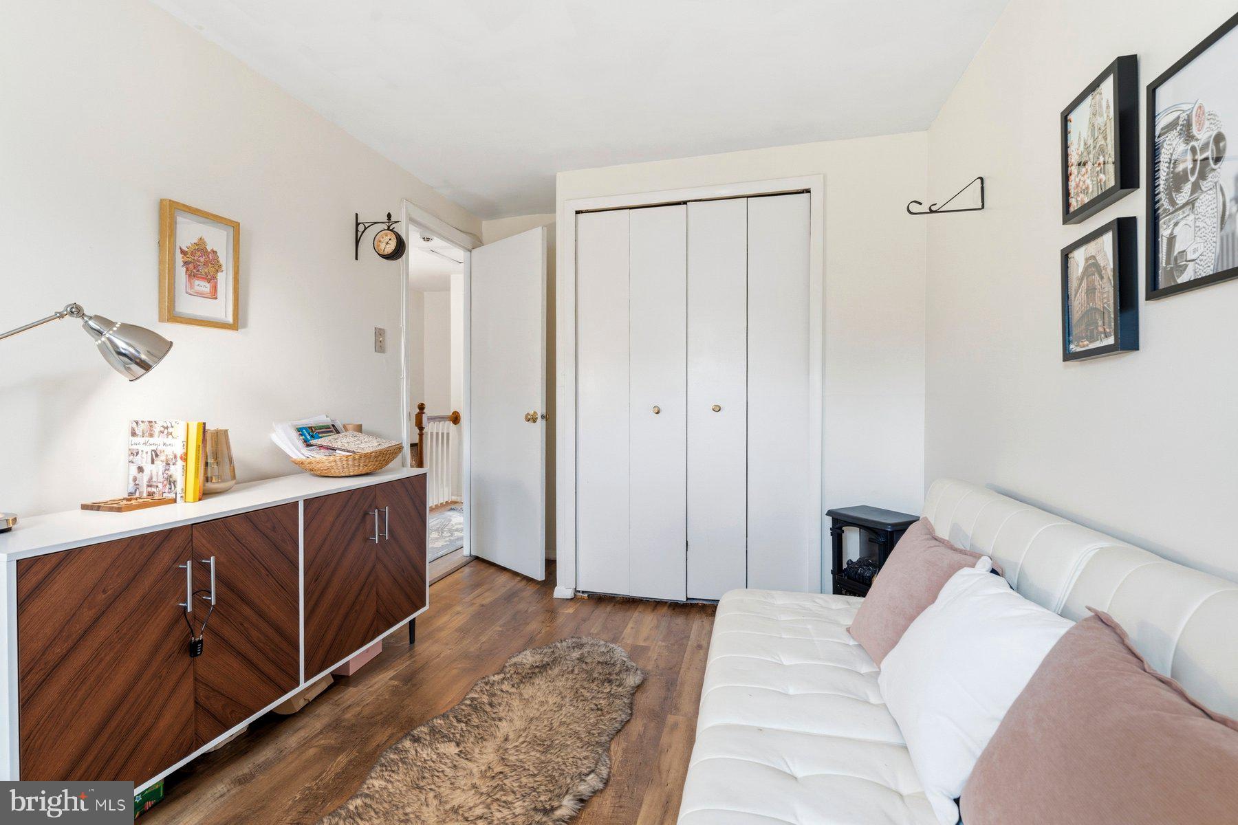 BELMONT - Residential