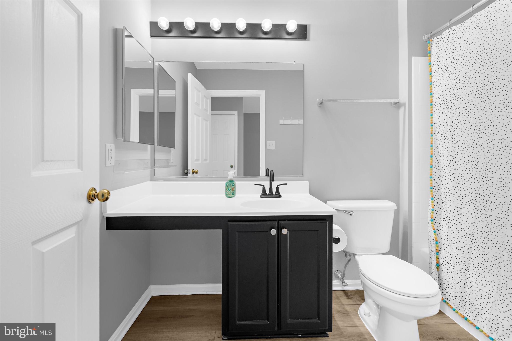 PINEY ORCHARD - Residential