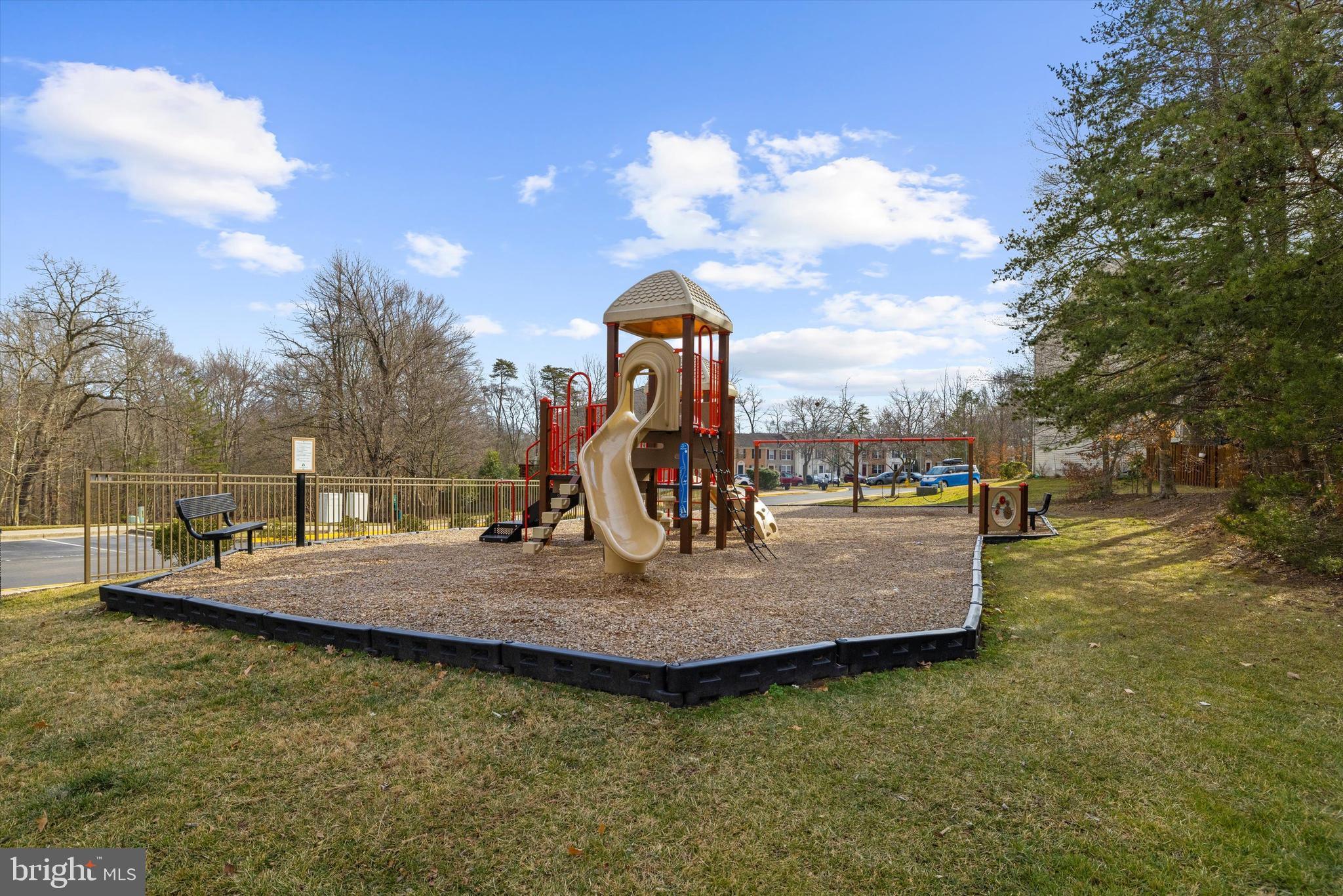 PINEY ORCHARD - Residential