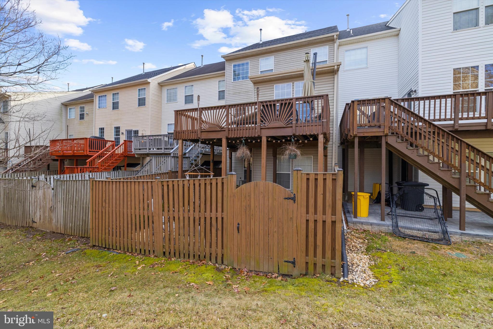 PINEY ORCHARD - Residential