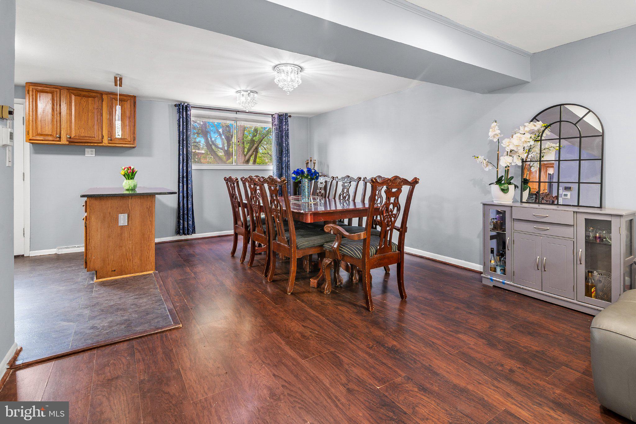 2428 FOREST GREEN ROAD