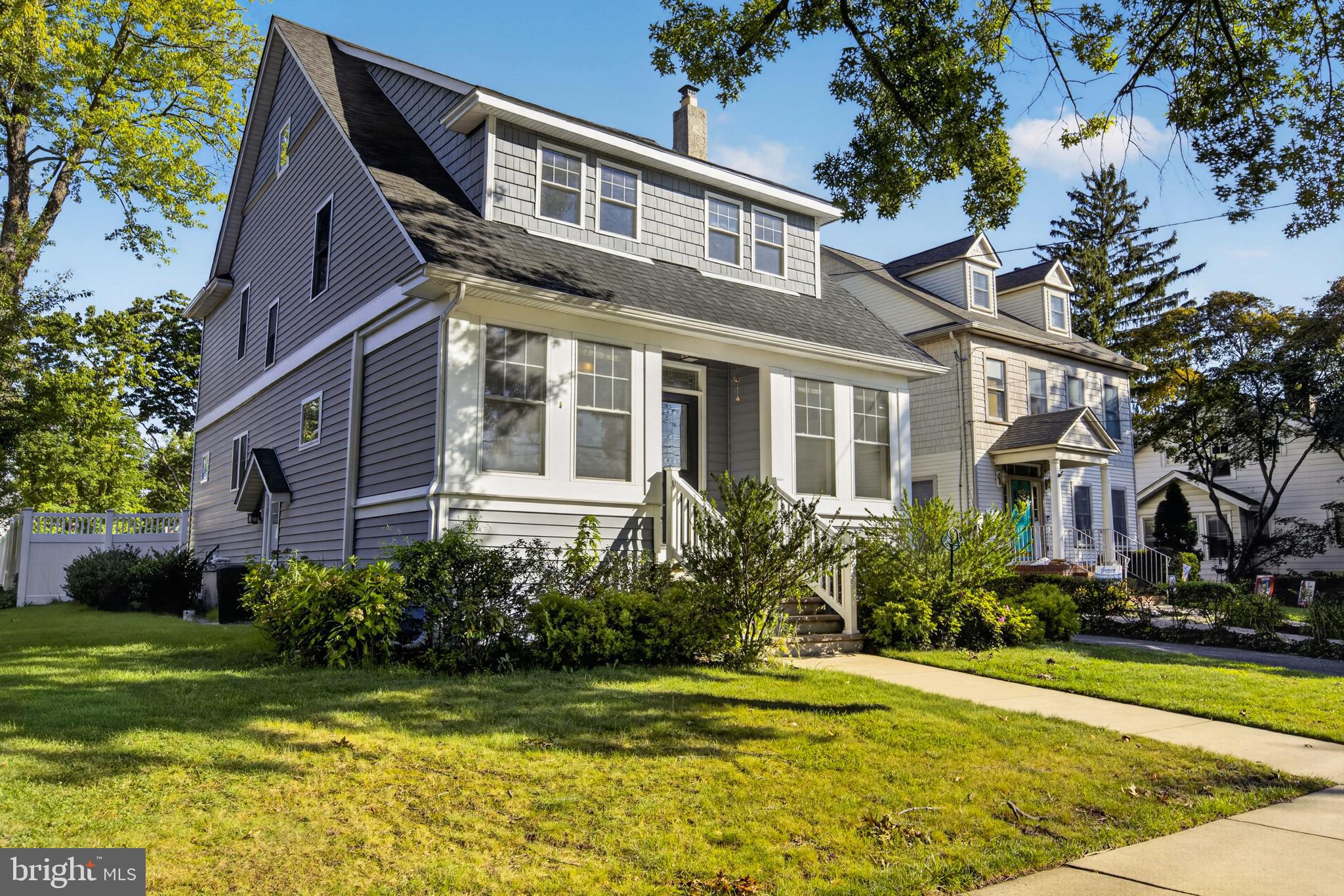 21 E REDMAN AVENUE