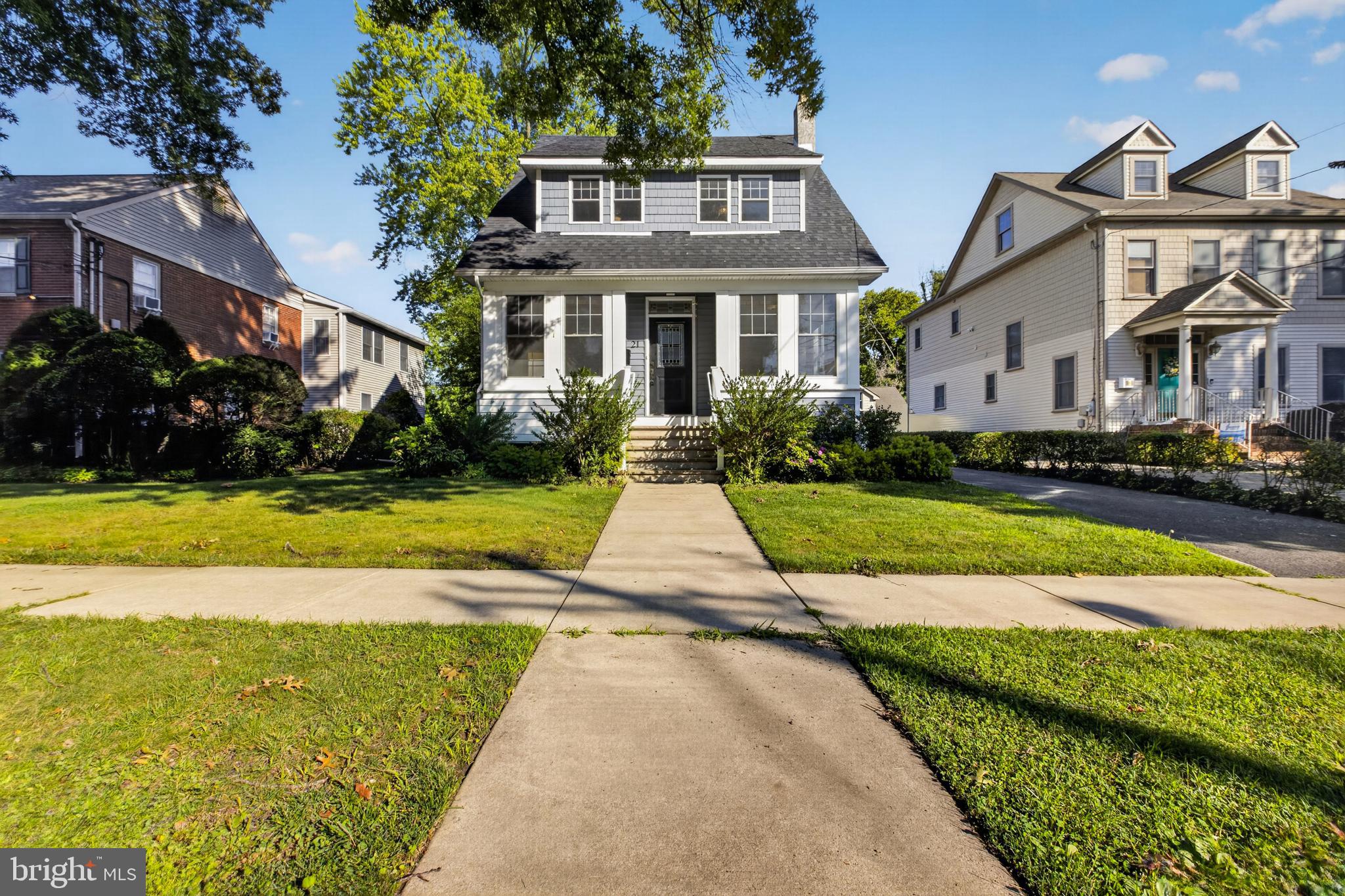 21 E REDMAN AVENUE