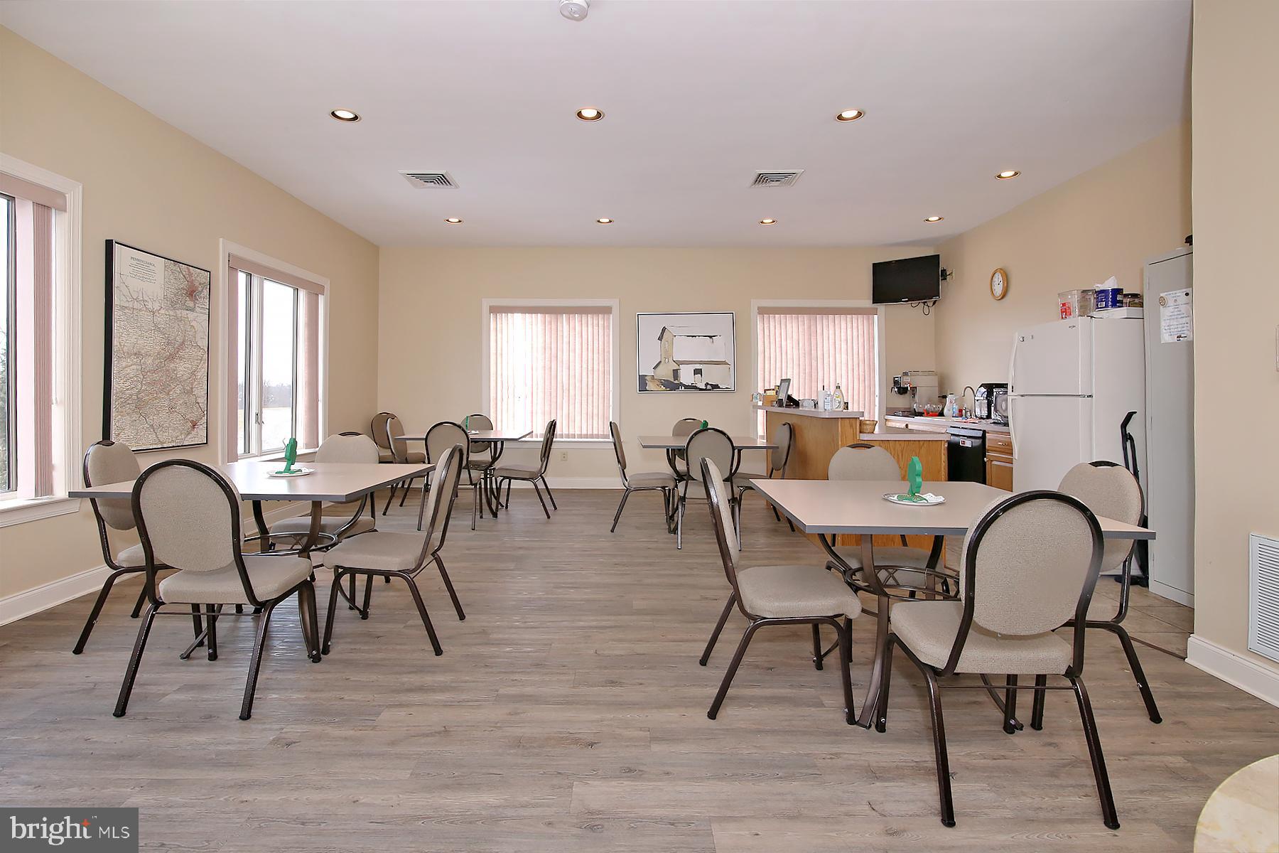 ARBOR GATE - Residential