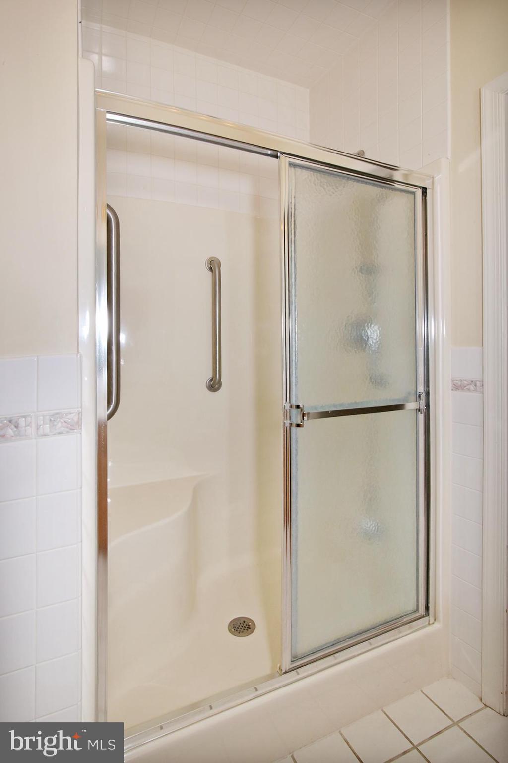 ARBOR GATE - Residential