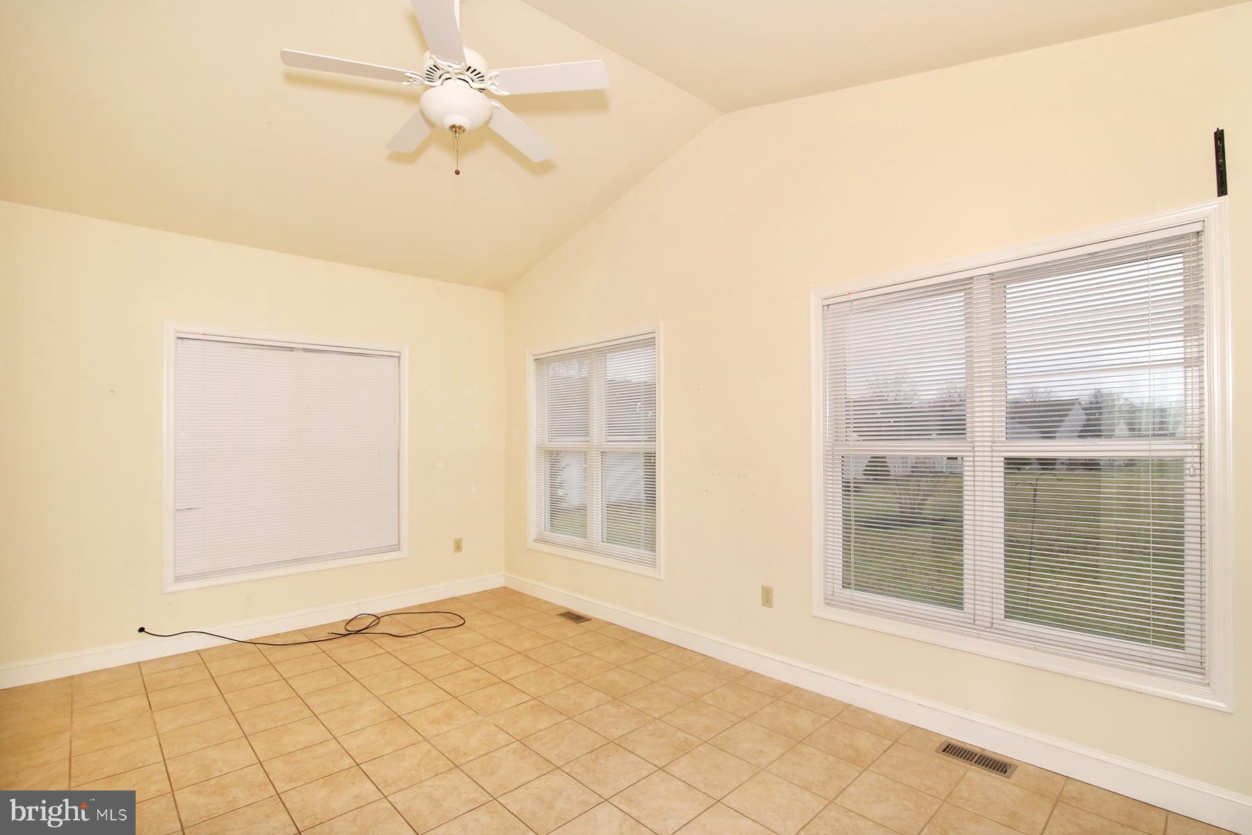 ARBOR GATE - Residential