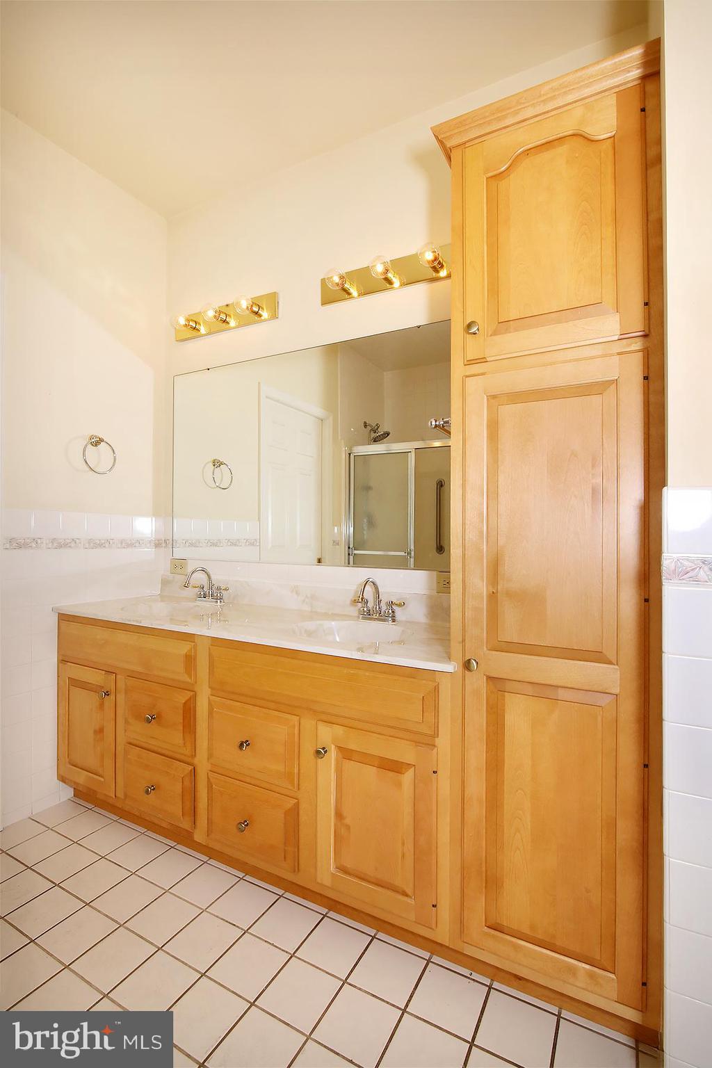 ARBOR GATE - Residential