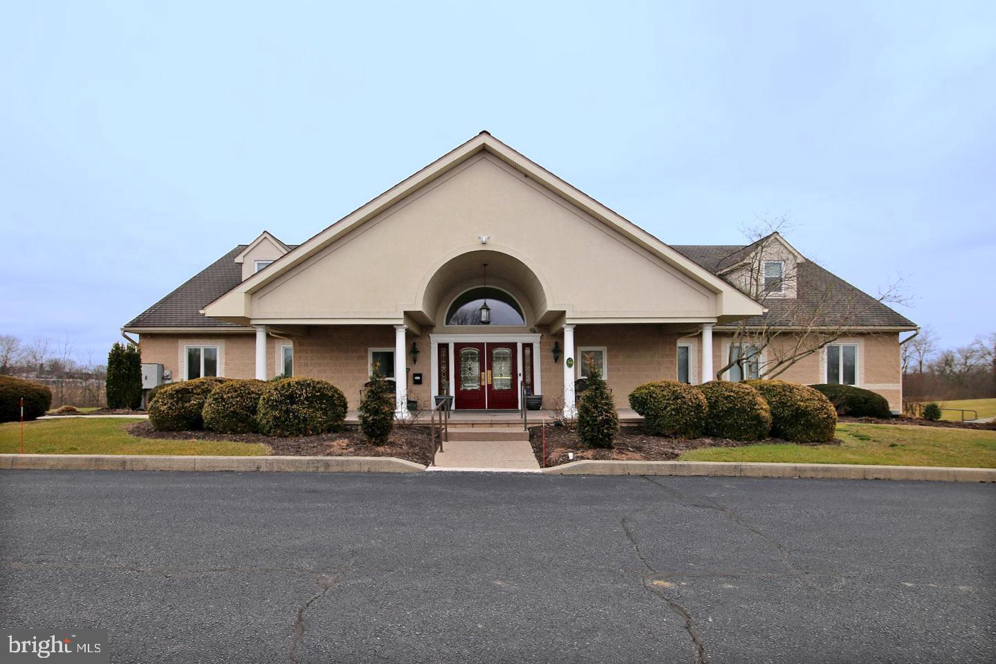 ARBOR GATE - Residential