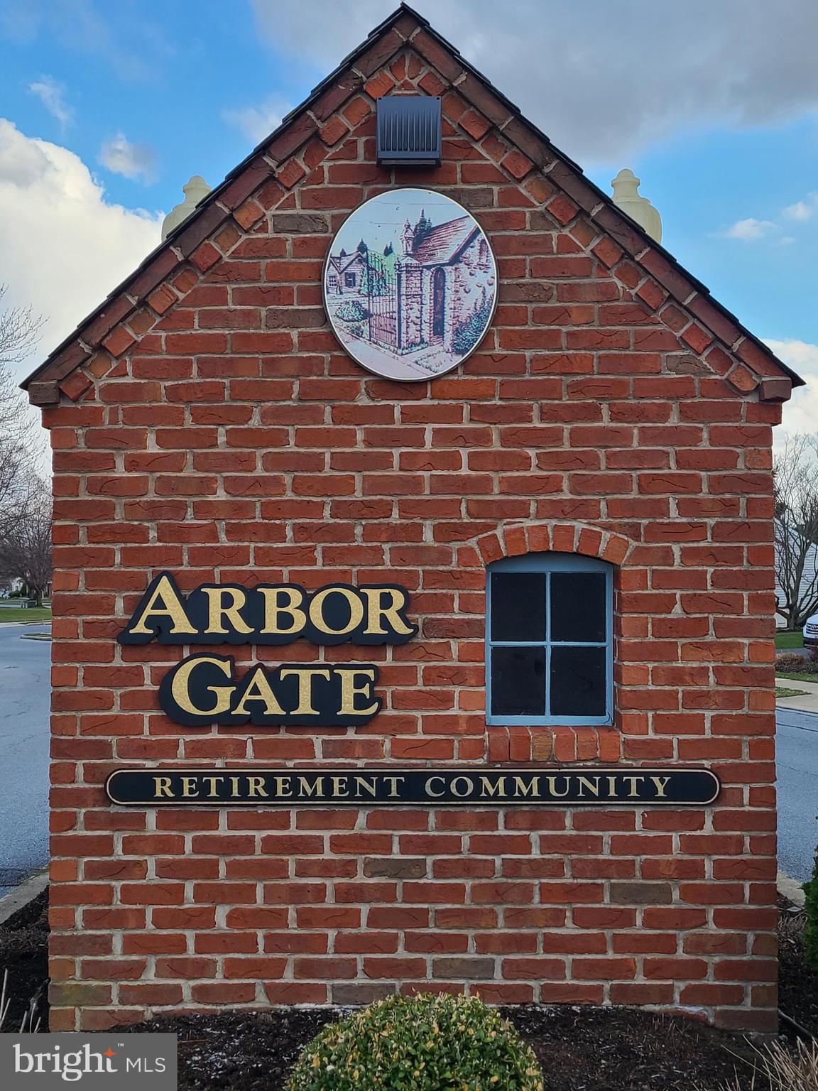 ARBOR GATE - Residential