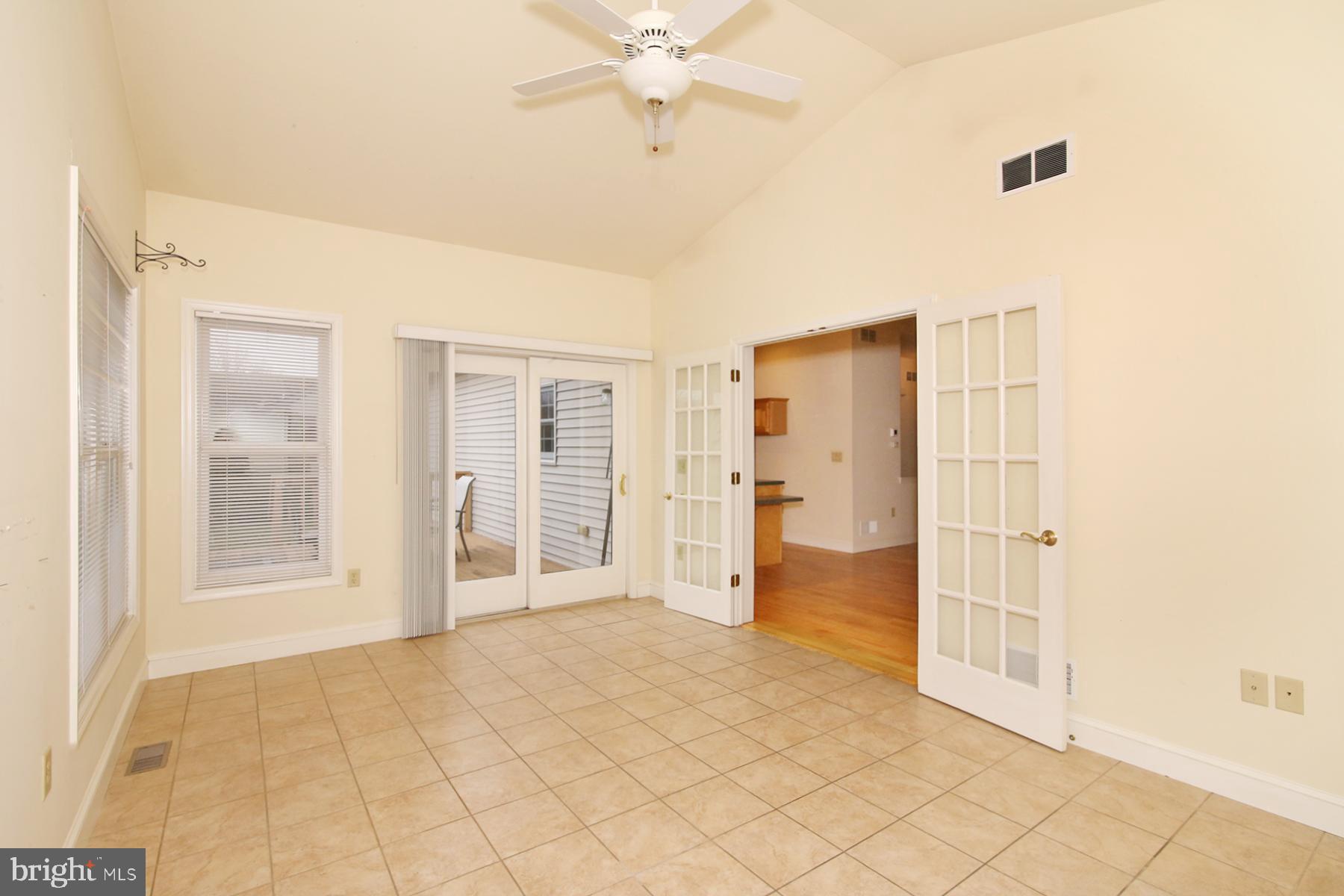 ARBOR GATE - Residential