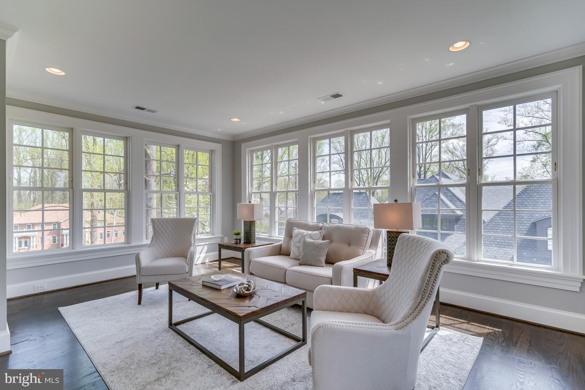 LANGLEY FOREST - Residential Lease