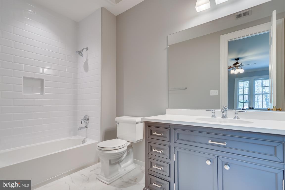 LANGLEY FOREST - Residential Lease