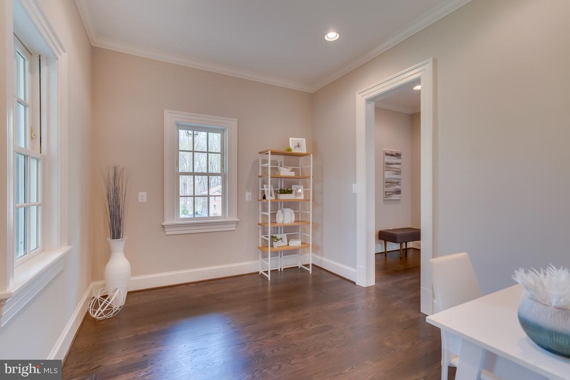 LANGLEY FOREST - Residential Lease