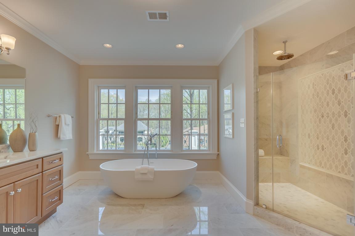 LANGLEY FOREST - Residential Lease