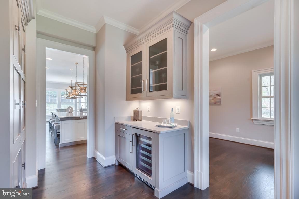 LANGLEY FOREST - Residential Lease