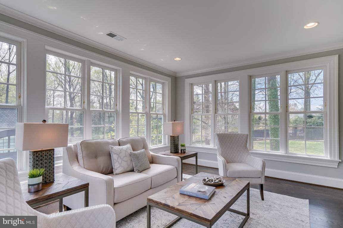 LANGLEY FOREST - Residential Lease