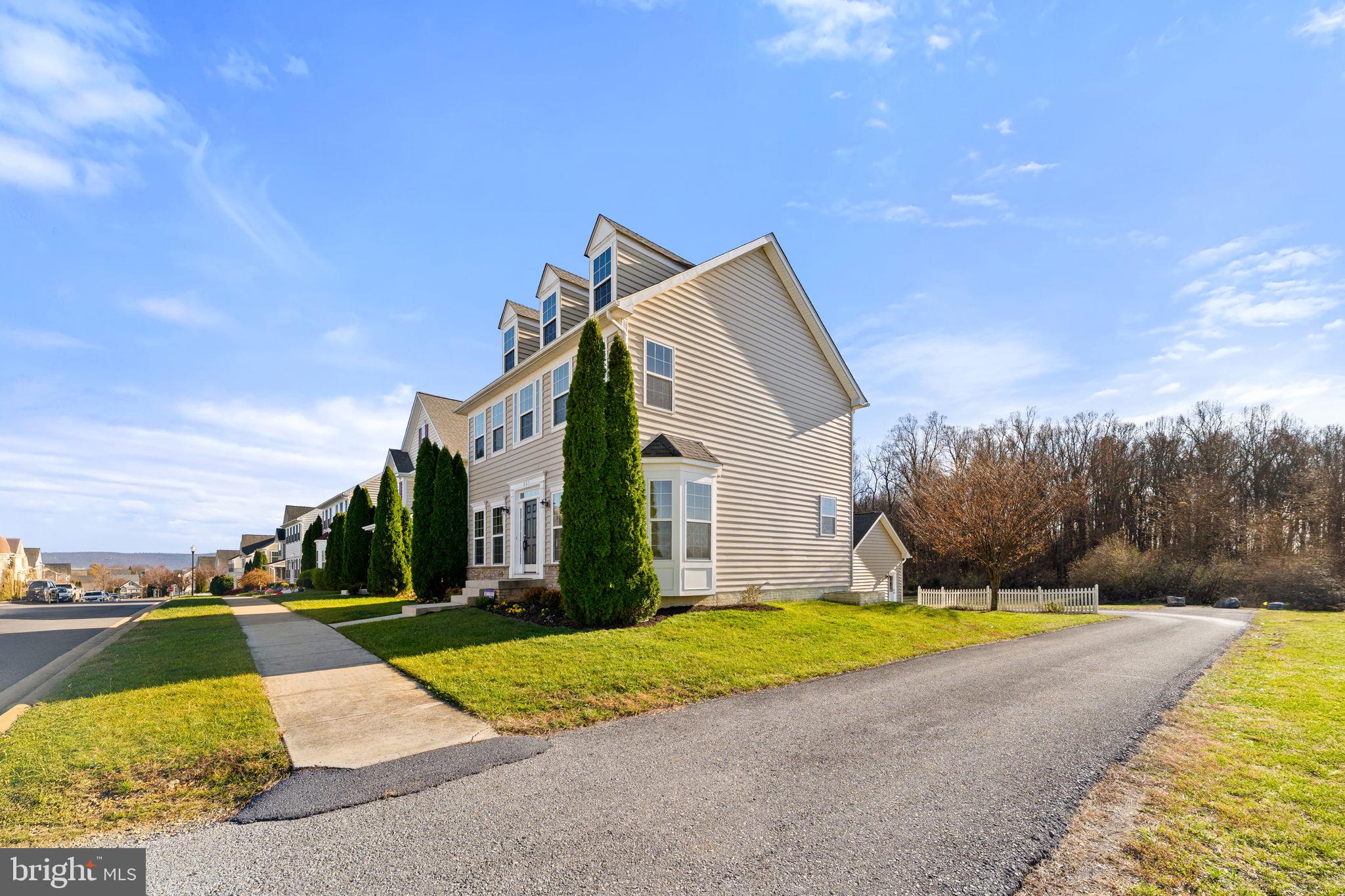 HUNTFIELD - Residential