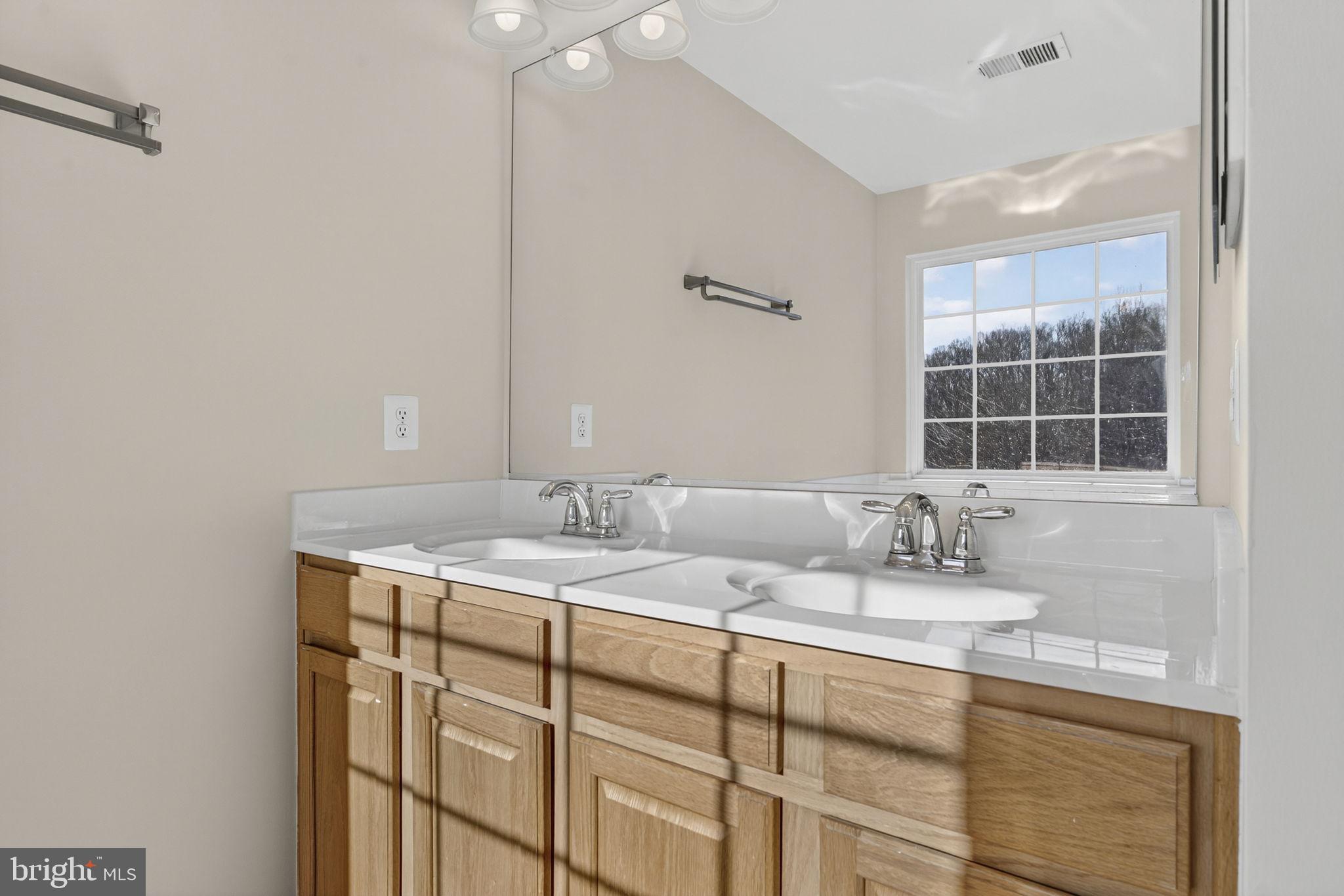 HUNTFIELD - Residential