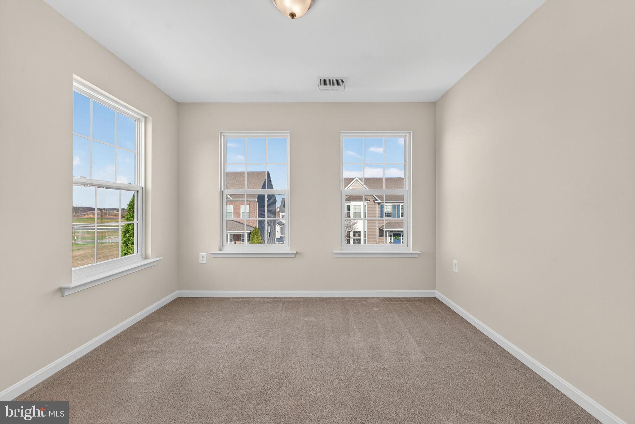 HUNTFIELD - Residential