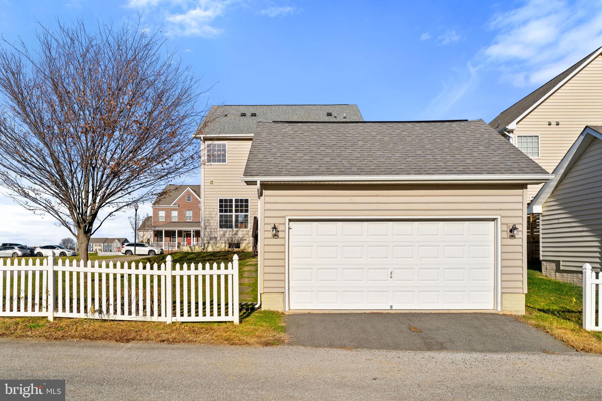 HUNTFIELD - Residential