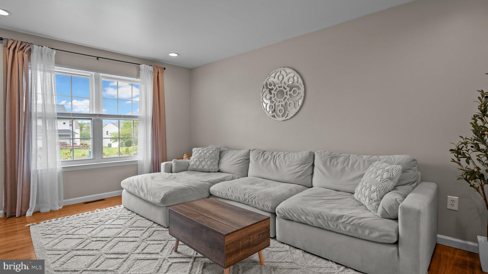 LIBERTY PL - Residential