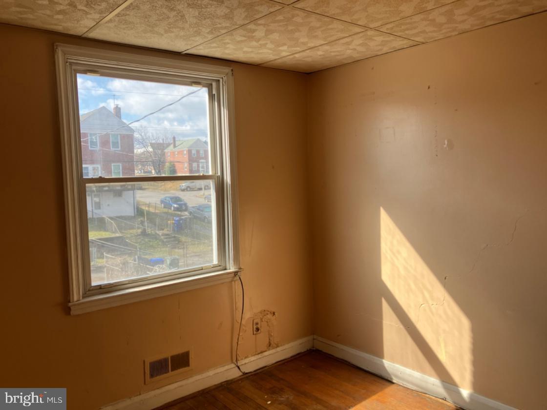 BELAIR-EDISON - Residential