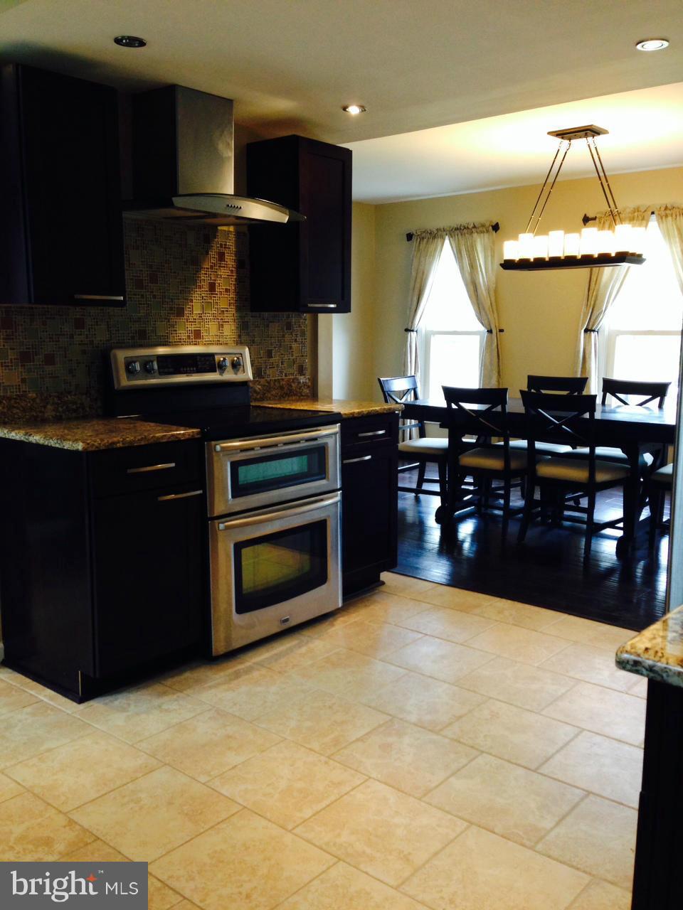 STRATTON WOODS - Residential Lease