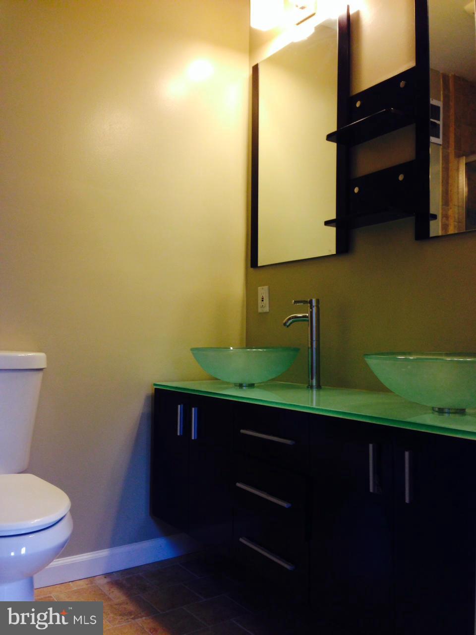 STRATTON WOODS - Residential Lease