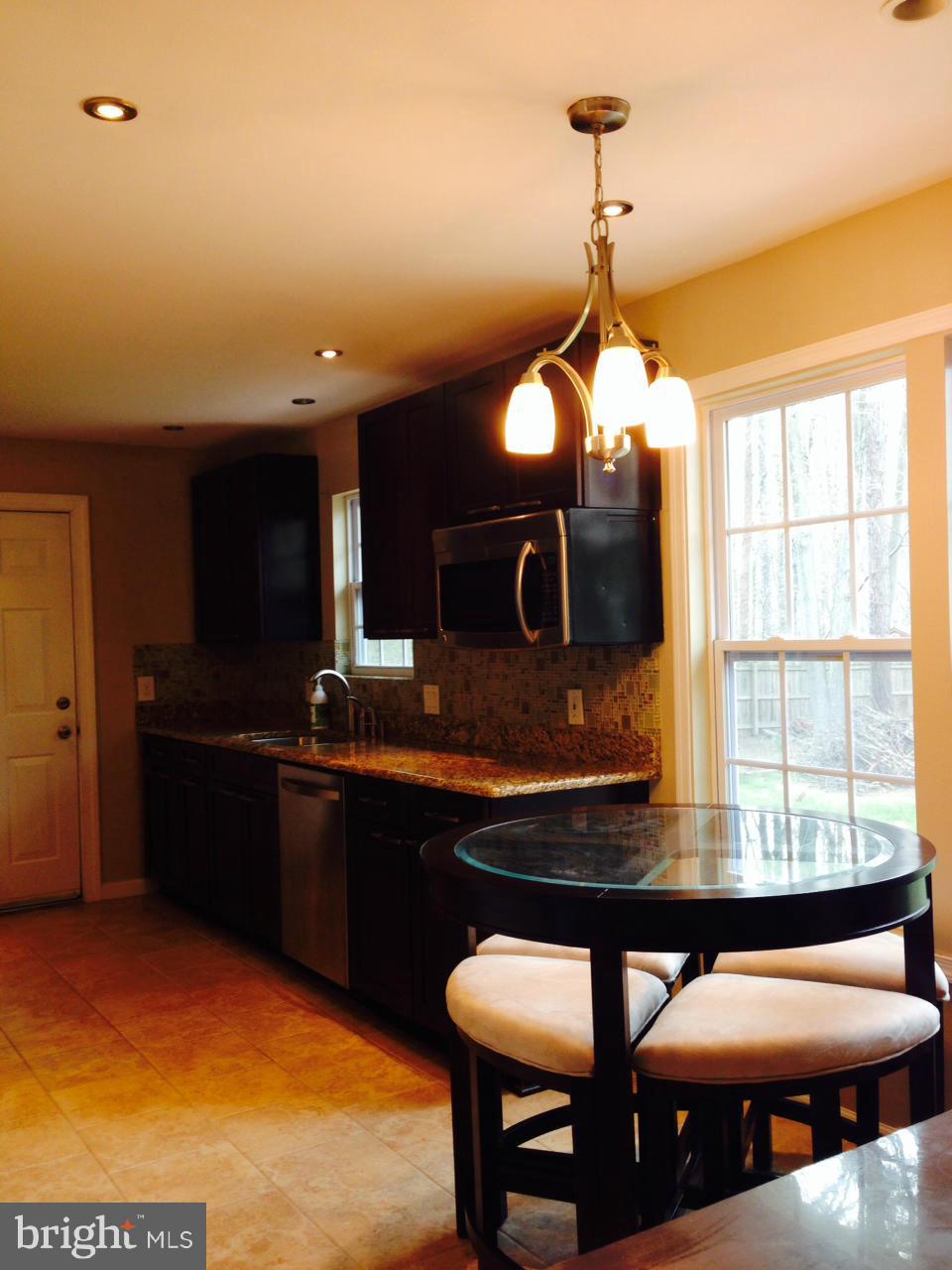 STRATTON WOODS - Residential Lease