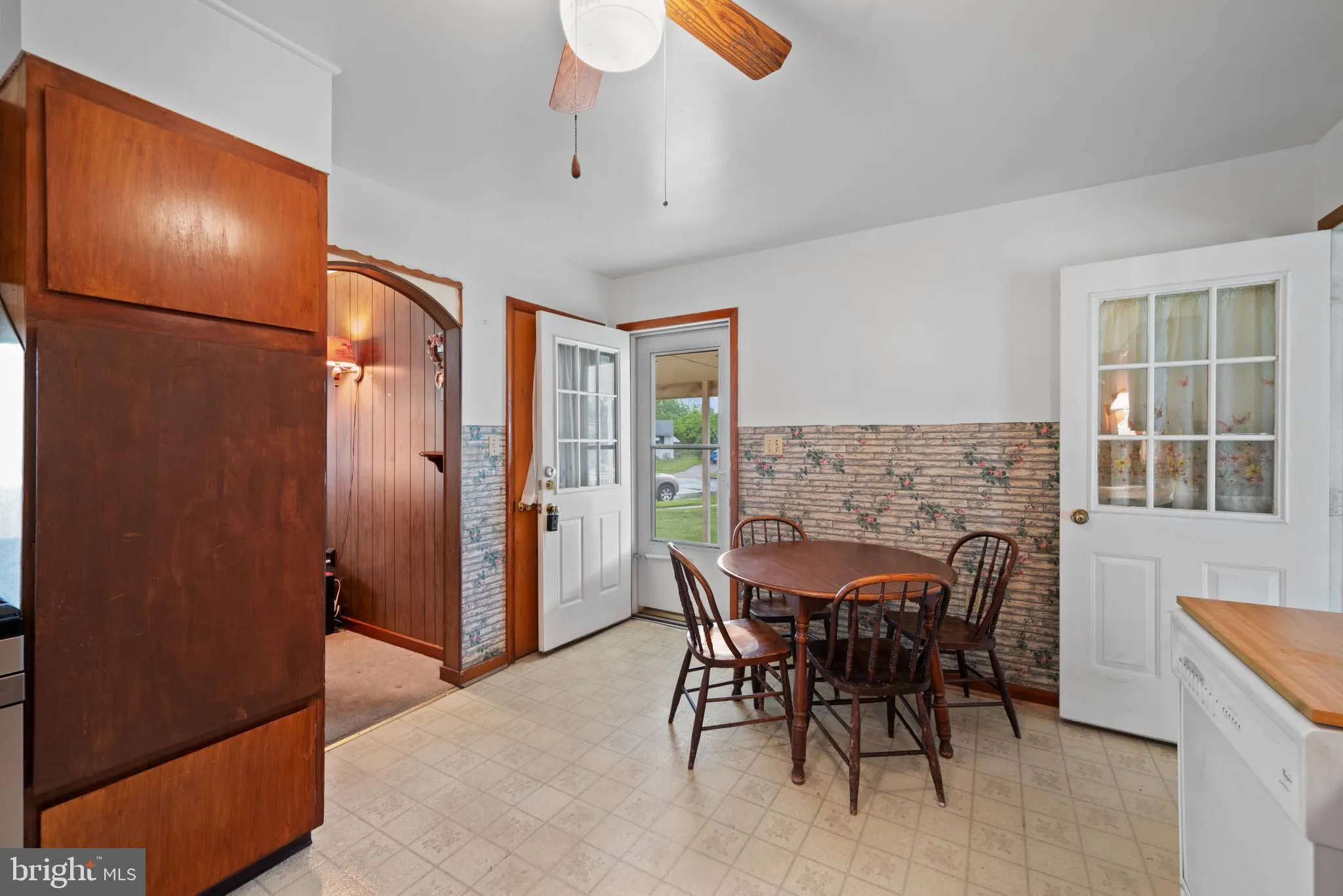 Middletown, Pennsylvania 17057, United States, 3 Bedrooms Bedrooms, ,2 BathroomsBathrooms,Residential,Pending,127481