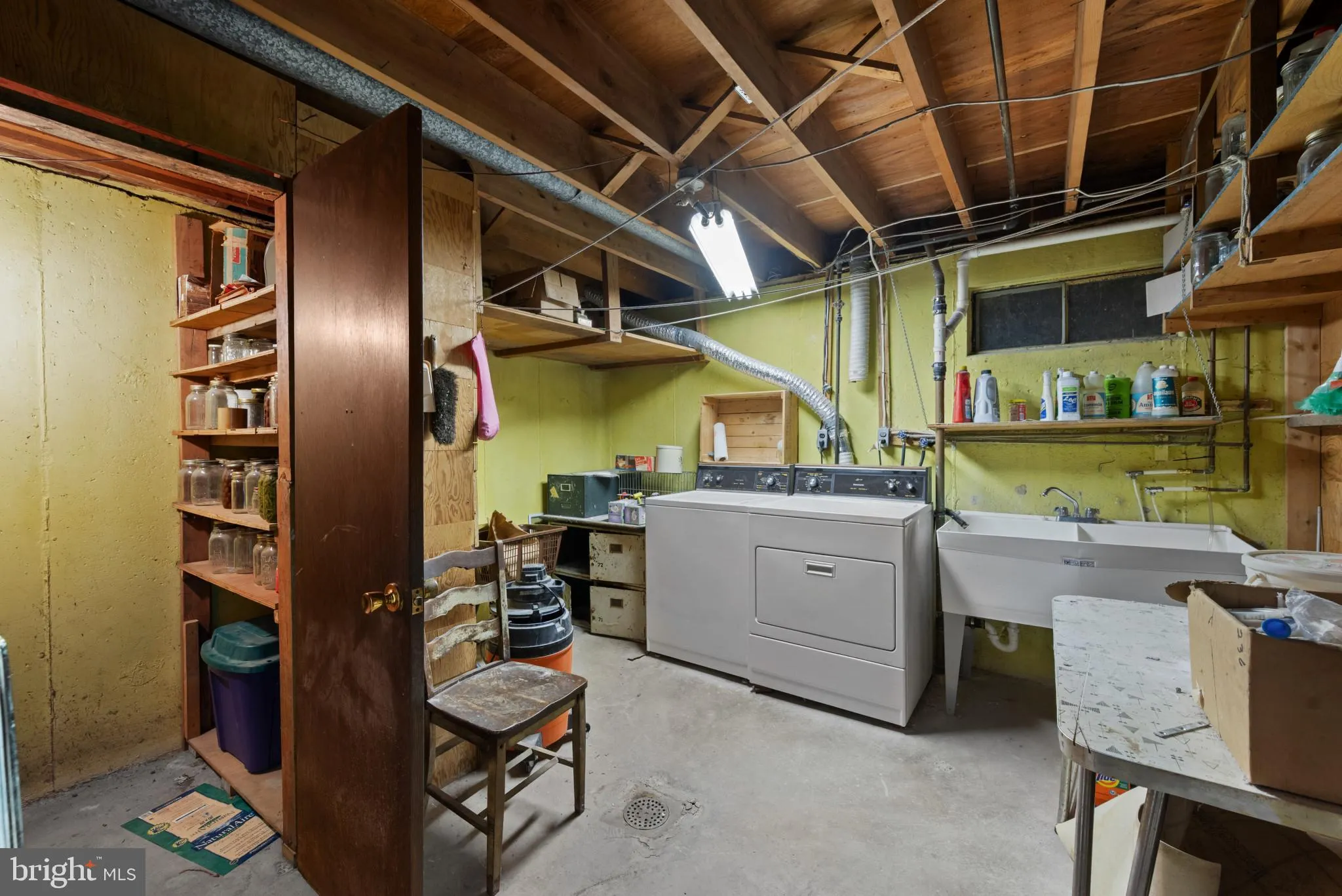 Middletown, Pennsylvania 17057, United States, 3 Bedrooms Bedrooms, ,2 BathroomsBathrooms,Residential,Pending,127481