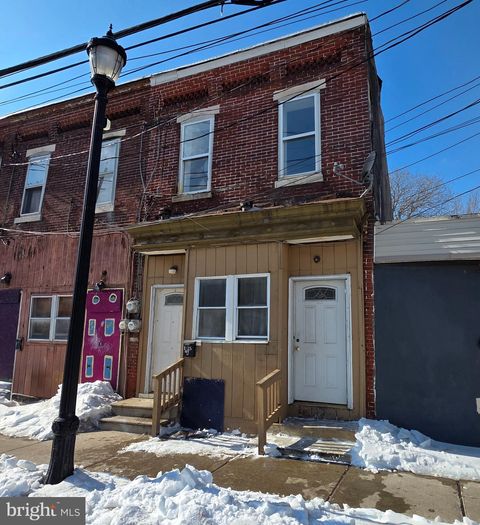 1825 S BROADWAY CAMDEN NJ 08104