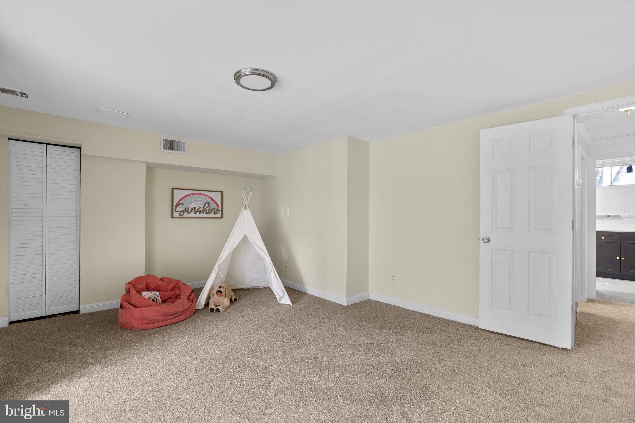 ARBUTUS - Residential