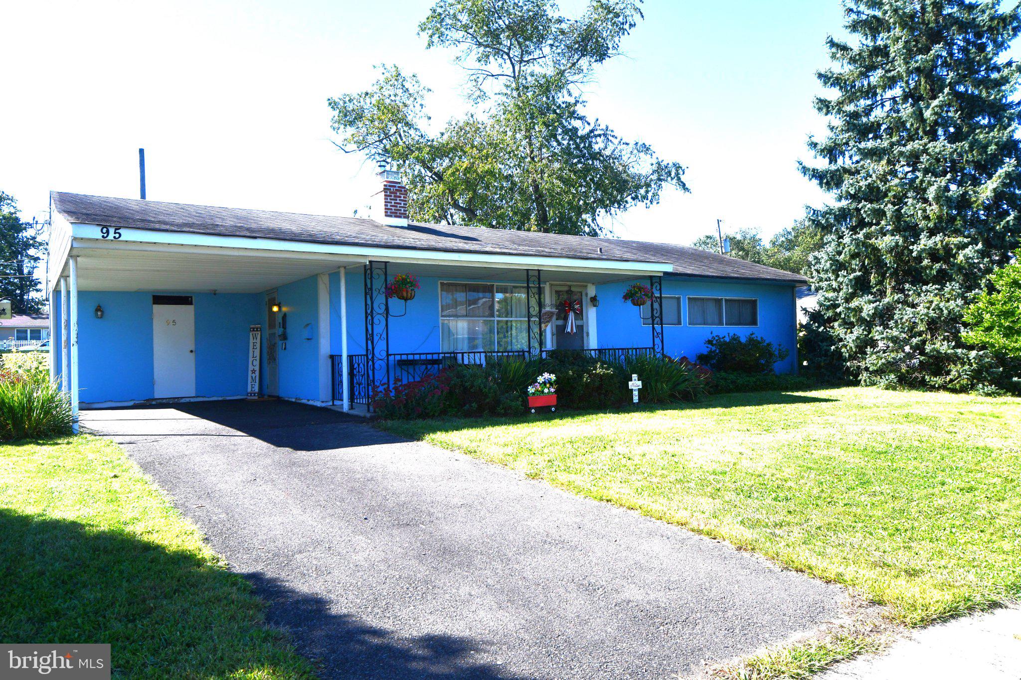95 DAFFODIL LANE