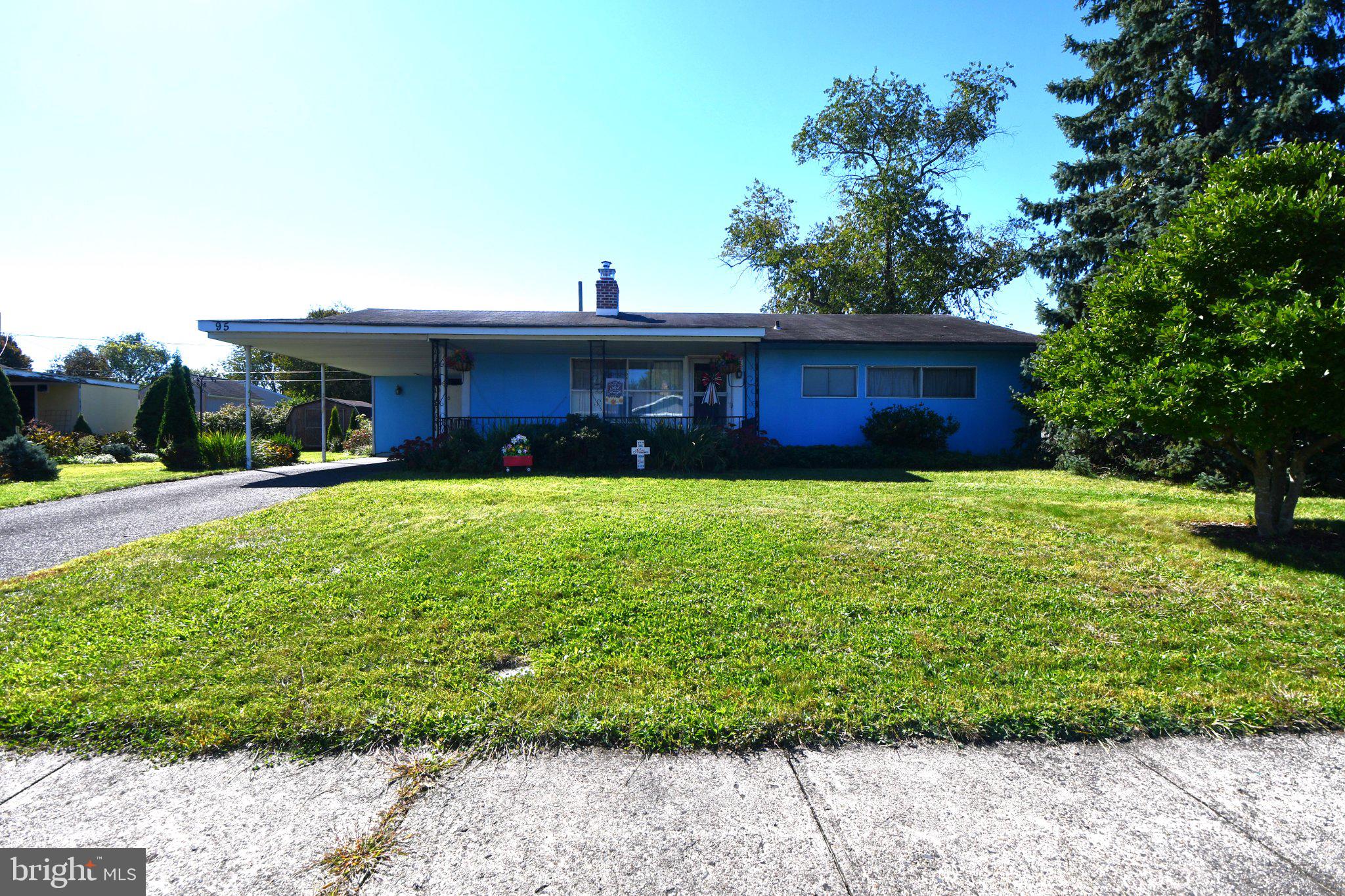 95 DAFFODIL LANE