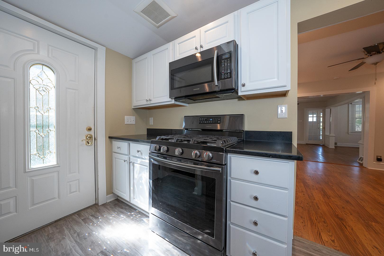 MEDIA - Residential Lease