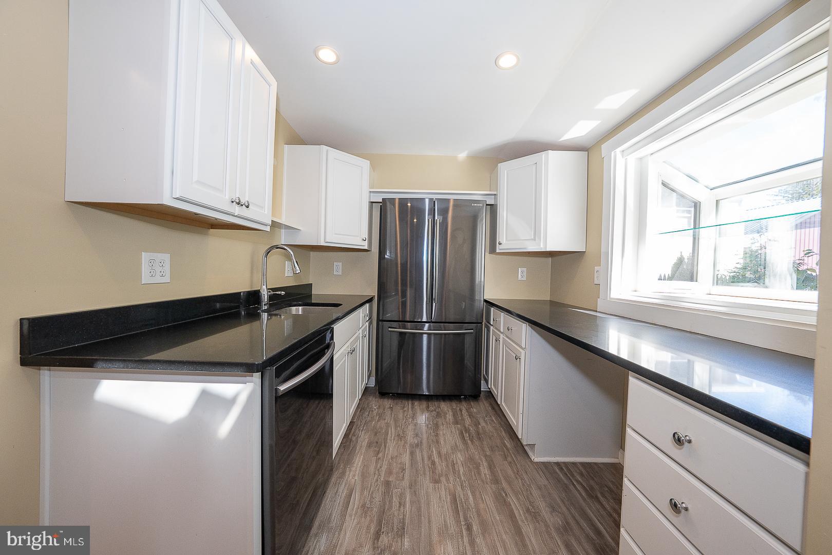 MEDIA - Residential Lease