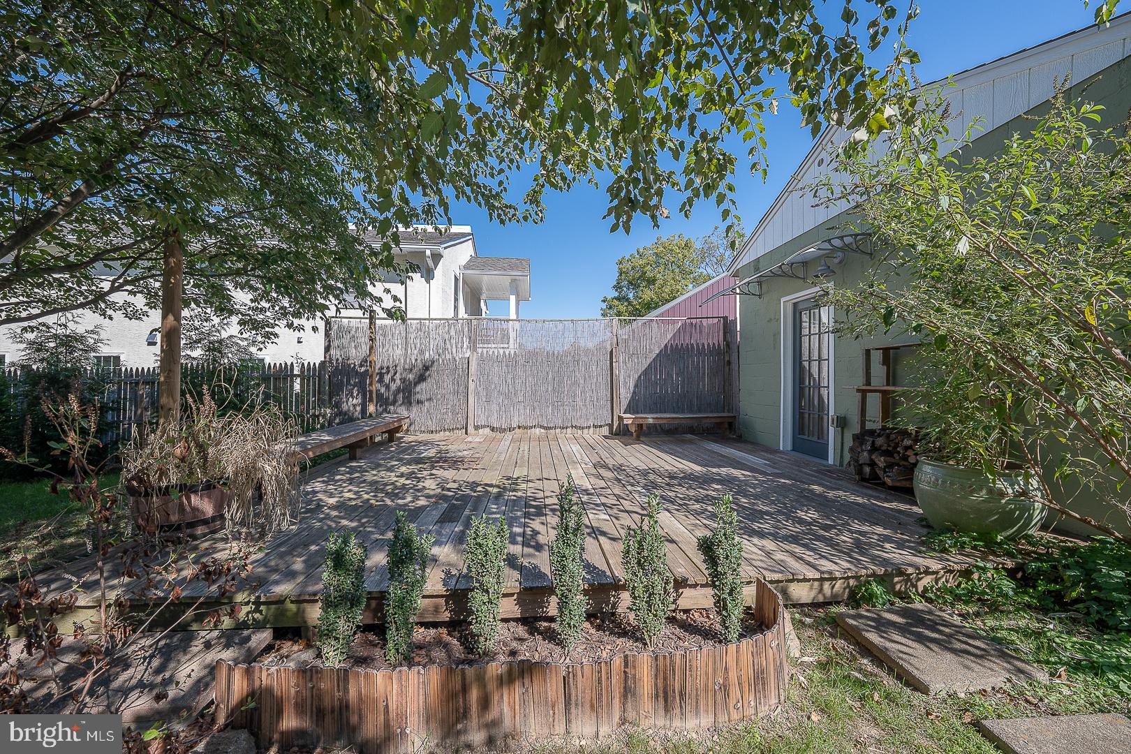 MEDIA - Residential Lease