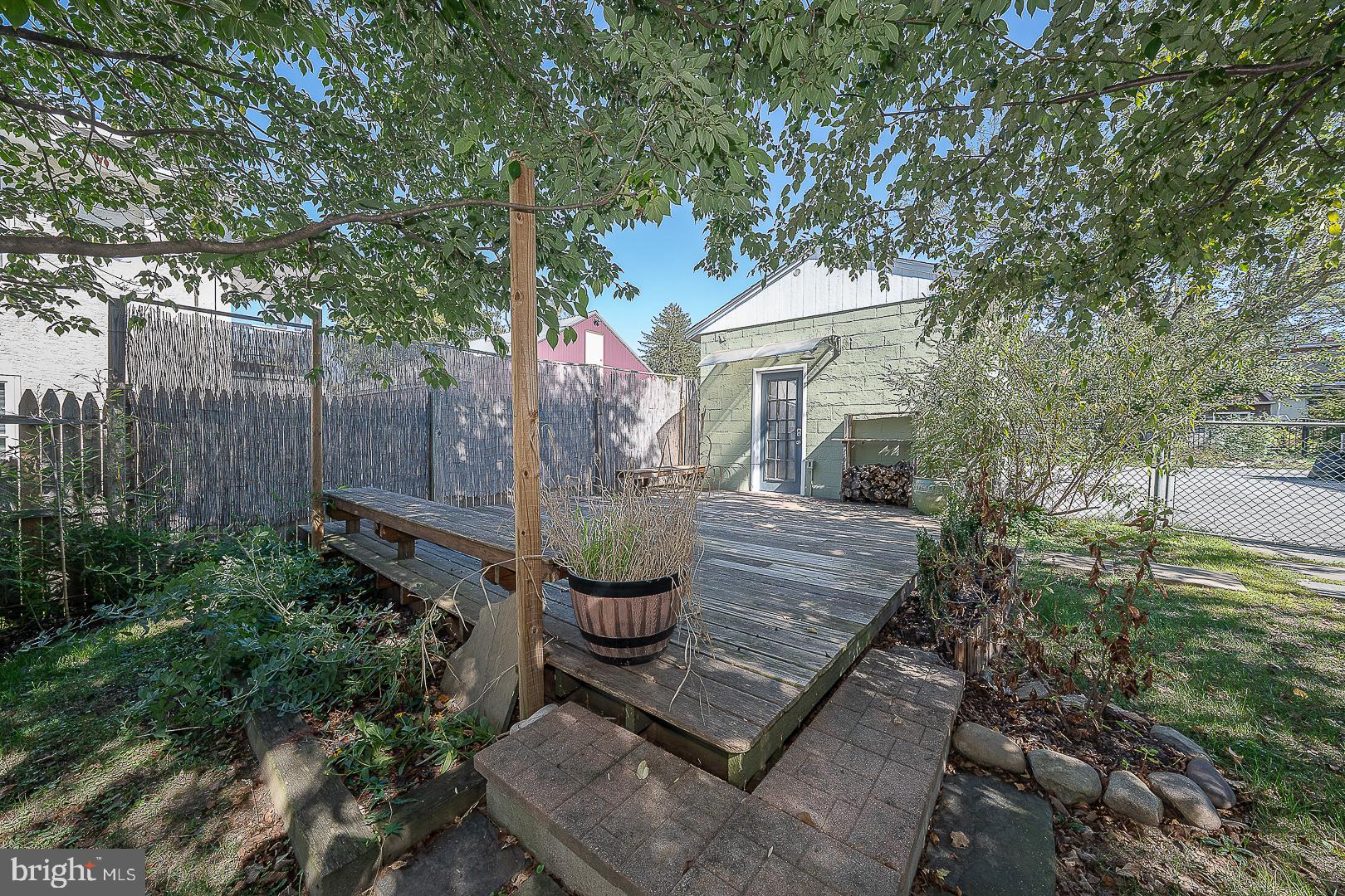 MEDIA - Residential Lease