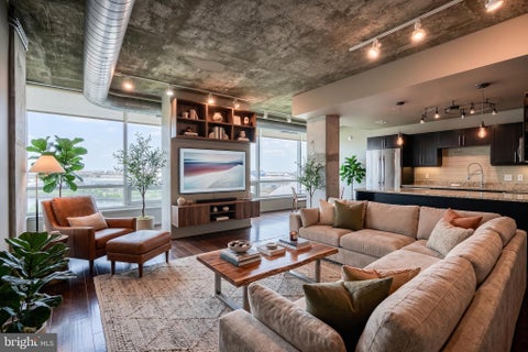 Condo For Sale - 1200 Steuart Street #614<br/> Baltimore City County, BALTIMORE, MD 21230