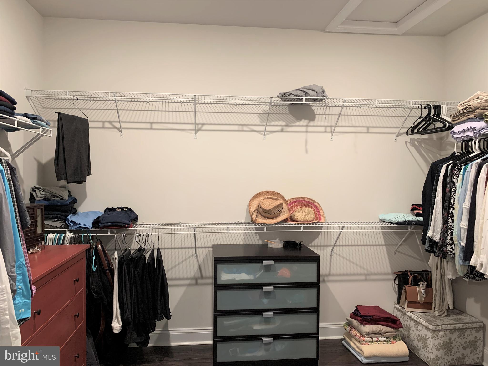 DOMINION VALLEY - Residential