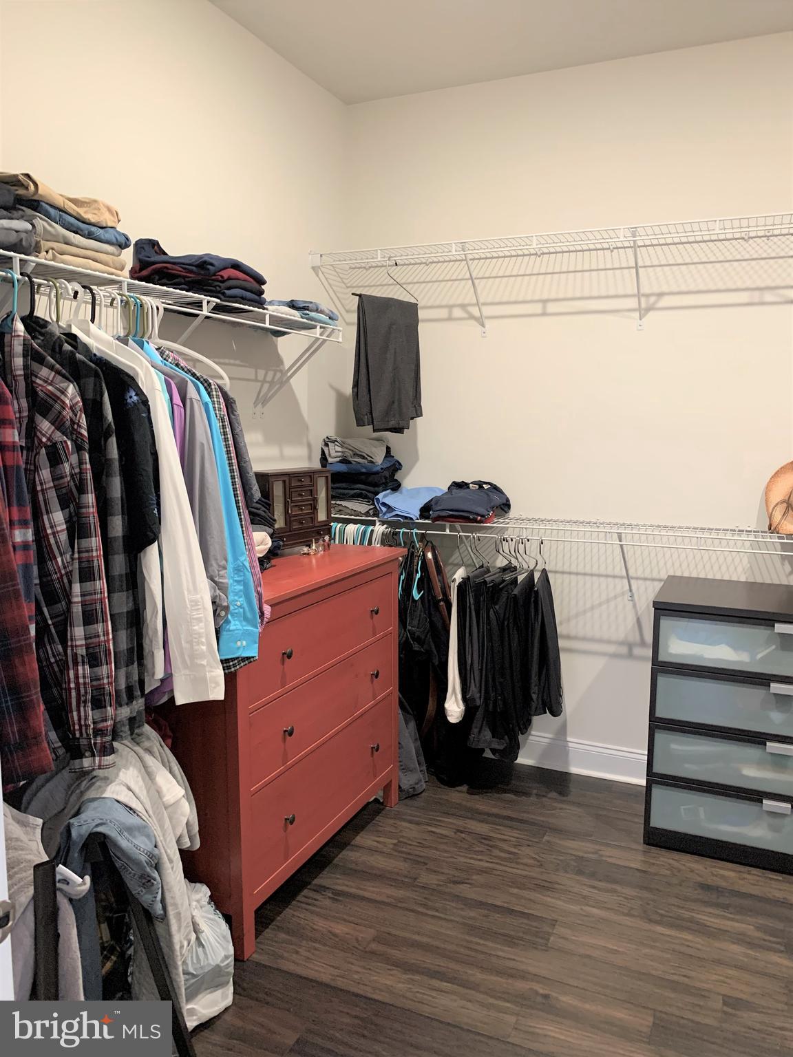 DOMINION VALLEY - Residential