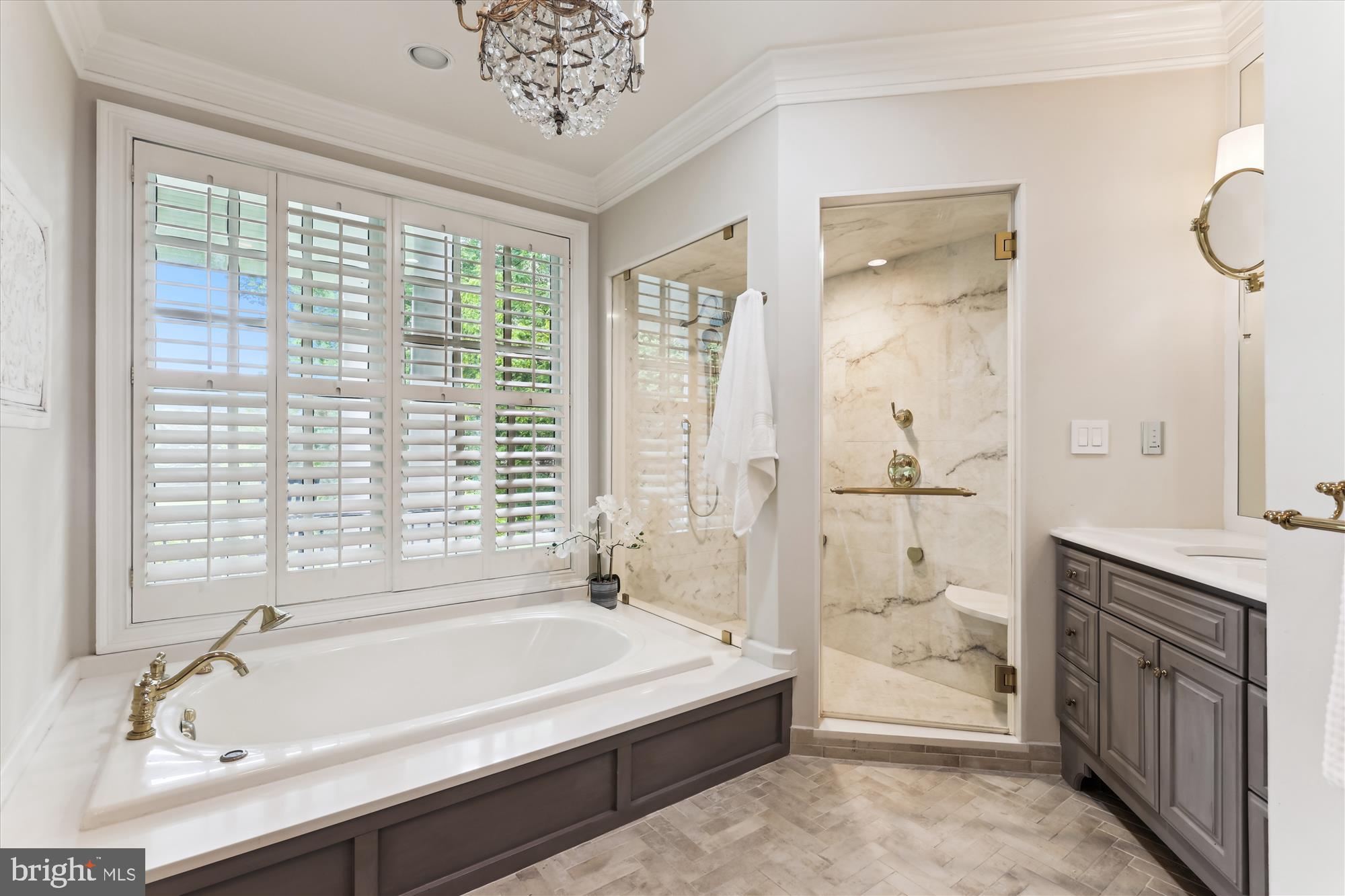 OAKTON - Residential