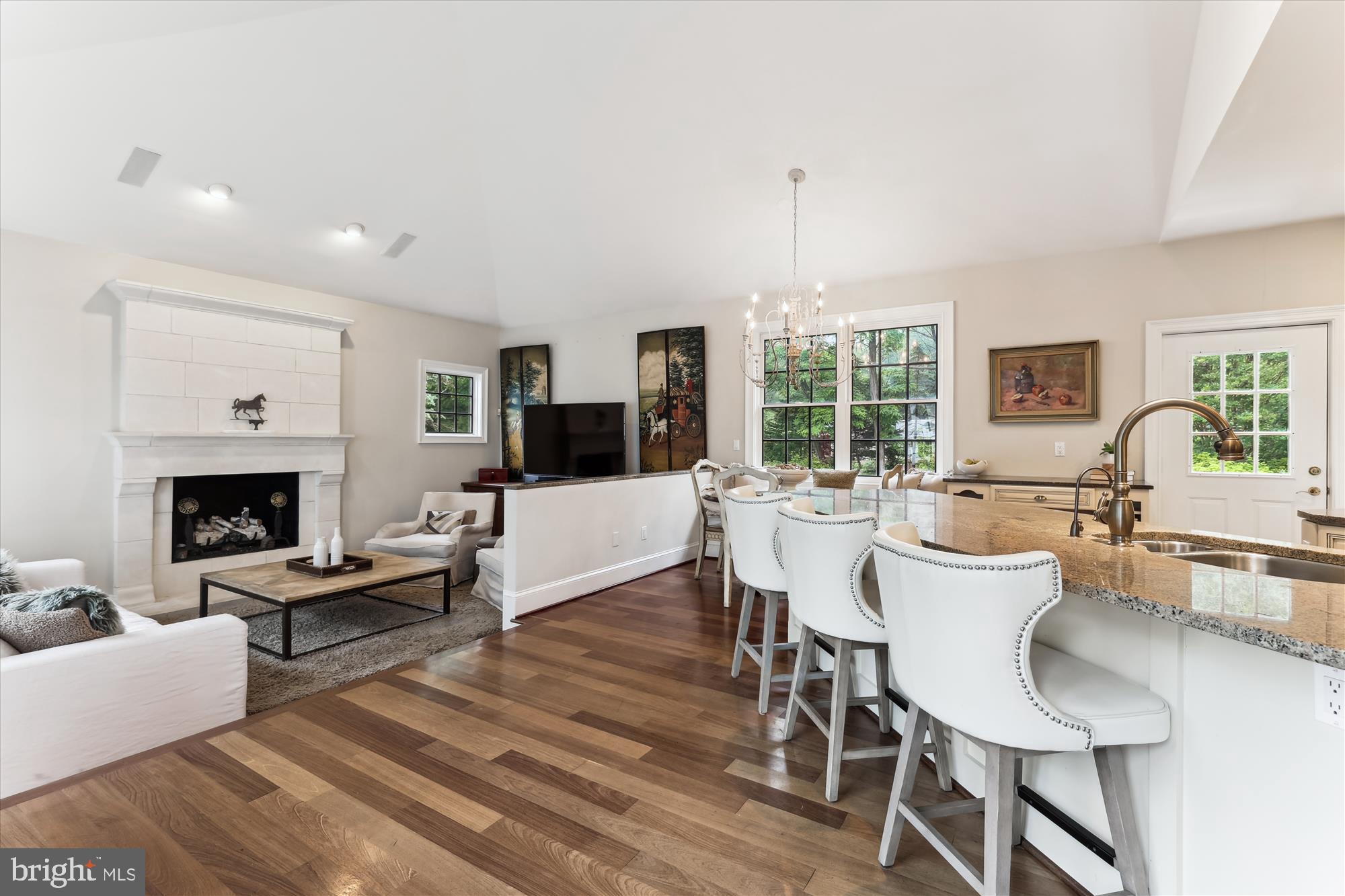 OAKTON - Residential