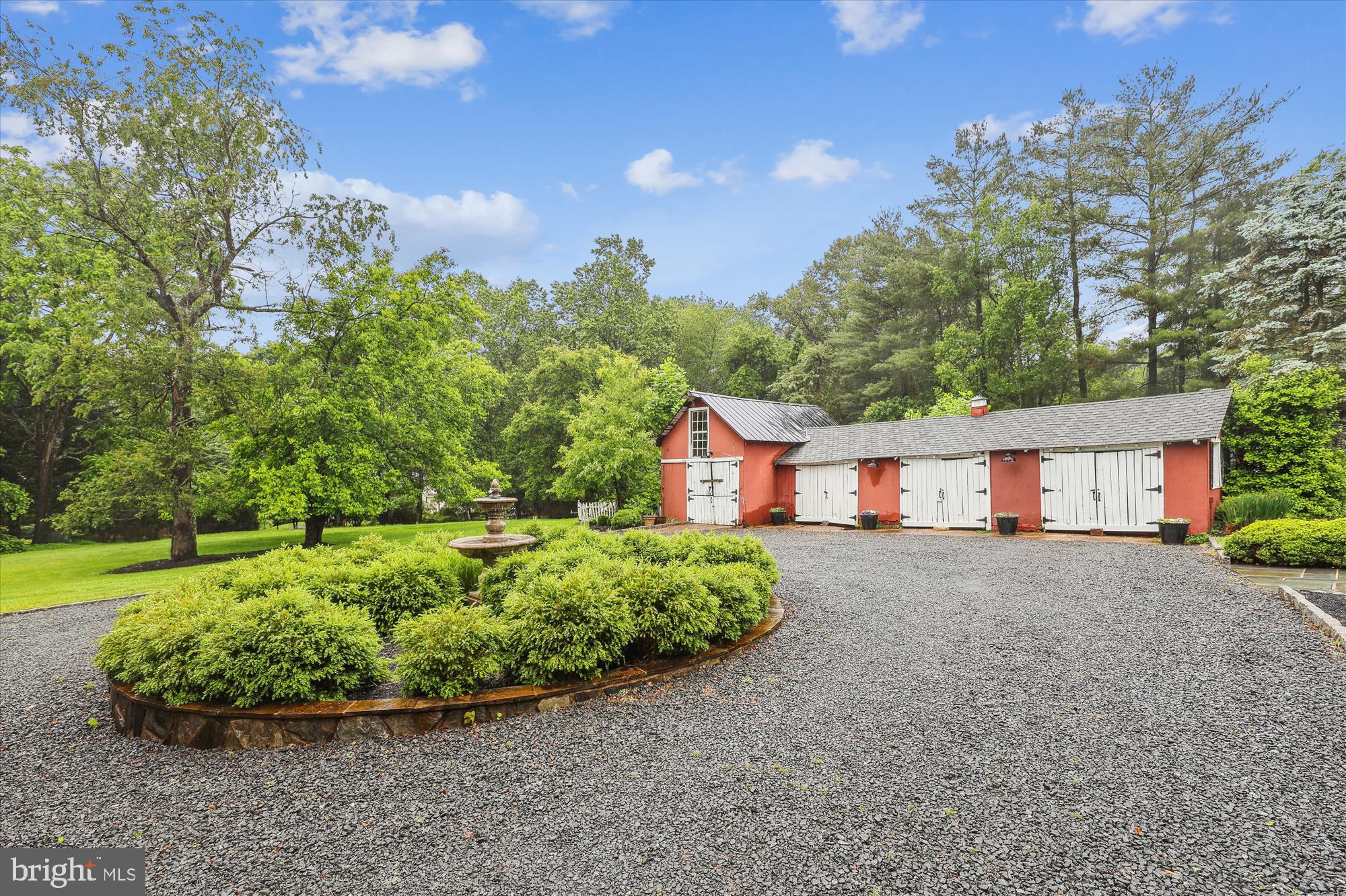 OAKTON - Residential