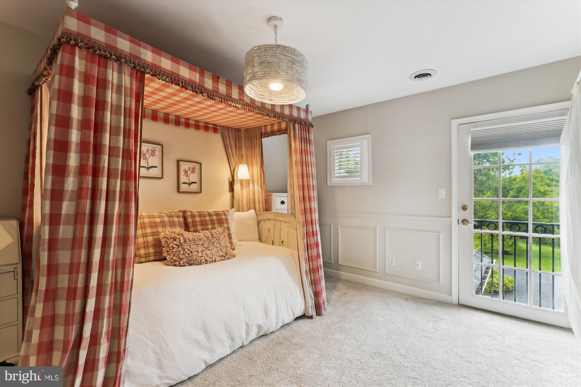 OAKTON - Residential